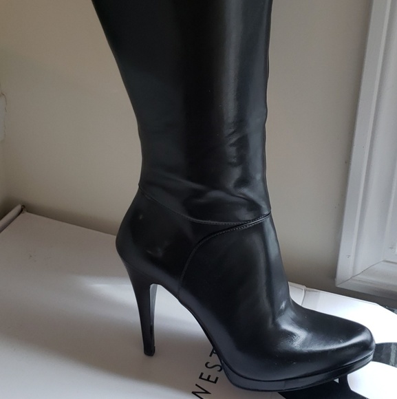 NINE WEST Boots - Picture 3 of 8